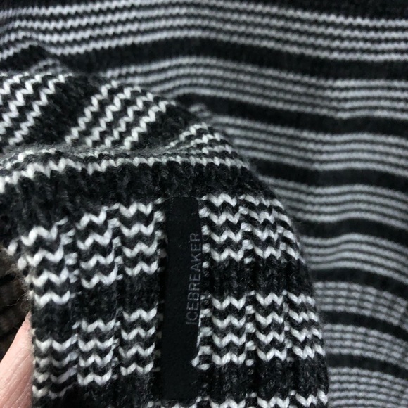 Ice Breaker winter wool sweater - Picture 3 of 6